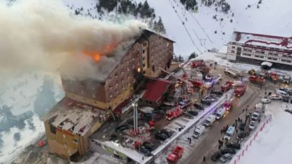 Kartalkaya'da yanan otel için çökme uyarısı yapıldı