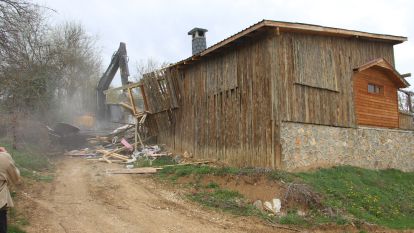 Bolu'da kaçak yapı yıkıldı: "Herhangi bir uyarı almadım"