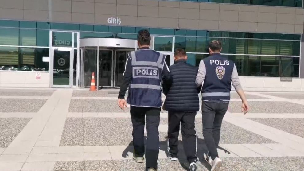 Asayiş Şube Ekipleri, 22  Yıl 7 Gün Hüküm giyen şahsı yakaladı...