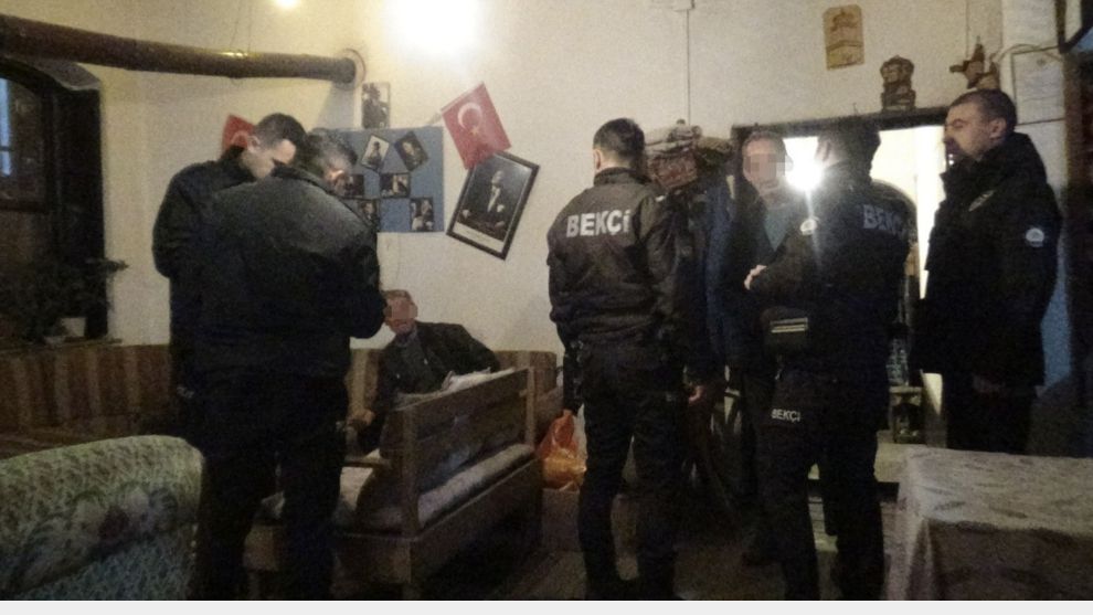 İftar sonrası kahvehanelere baskın