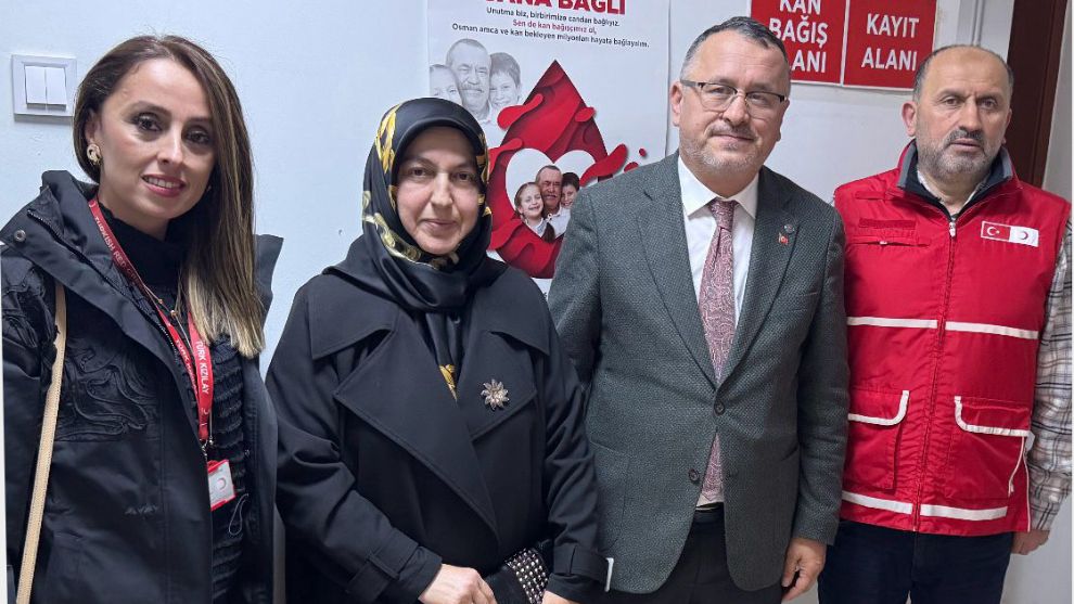 Bolu İl Müftüsü ve Eşinden Kan Bağışı: “Candan Cana En Güzel Sadaka”