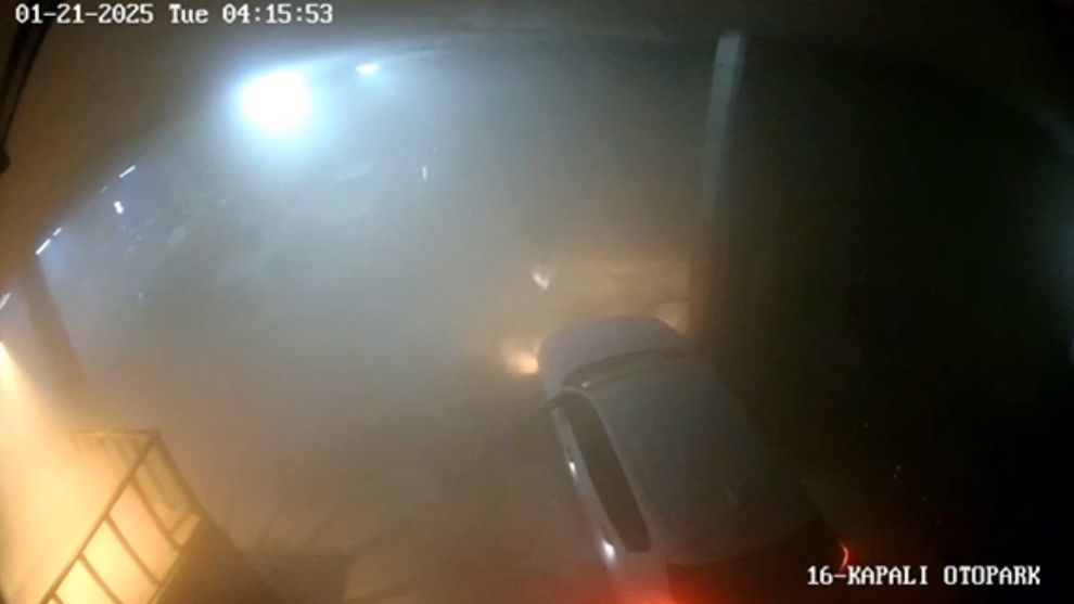 1 saat boyunca insan yerine otomobilleri kurtarmışlar