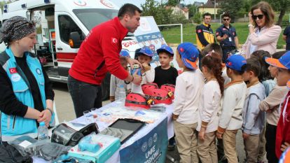 Bolu'da minik öğrencilere sağlık eğitimi