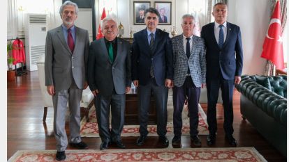 İl Genel Meclisi CHP Grubu Valilikte...
