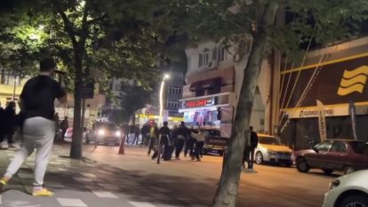 Yumruklar havada uçuştu