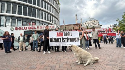 Otobüs fiyatları yüzde 33 zamlandı, öğrencilerden tepki yürüyüşü