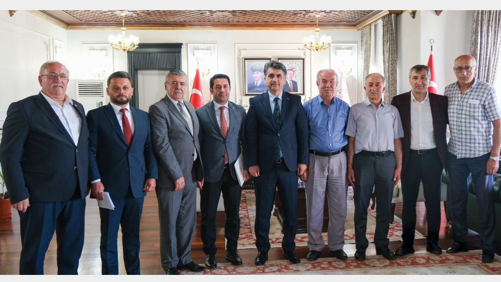 4.Köylerarası Futbol Turnuvası öncesi Vali Aydın'a ziyaret...