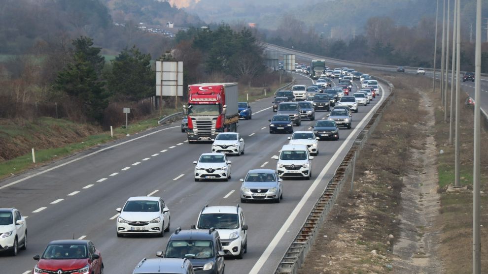 Bolu'da ağır taşıtların geçişine izin yok