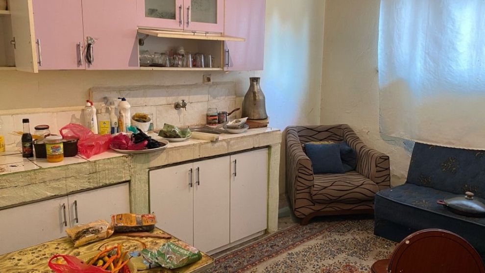 Evi çöp halde bırakıp ortadan kayboldu