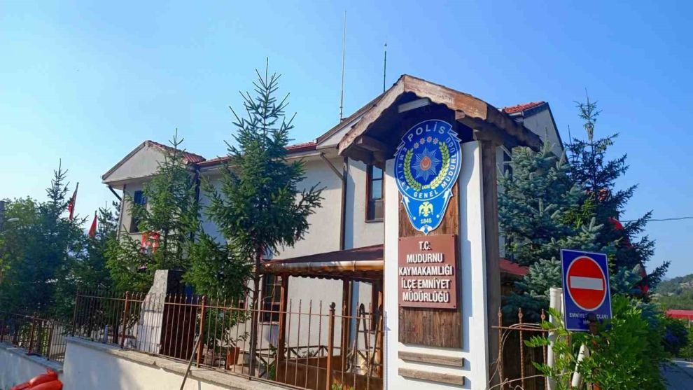 22 ay 15 gün hapis cezası bulunan kadın Mudurnu'da yakalandı
