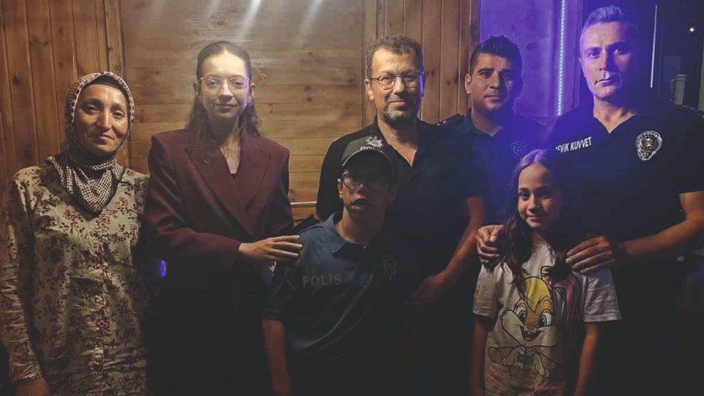 Bolu'da 14 yaşındaki Efe'nin polis olma hayali gerçek oldu