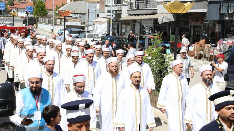 Mengen'de İlk Hafızlık İcazet Merasimi Düzenlendi