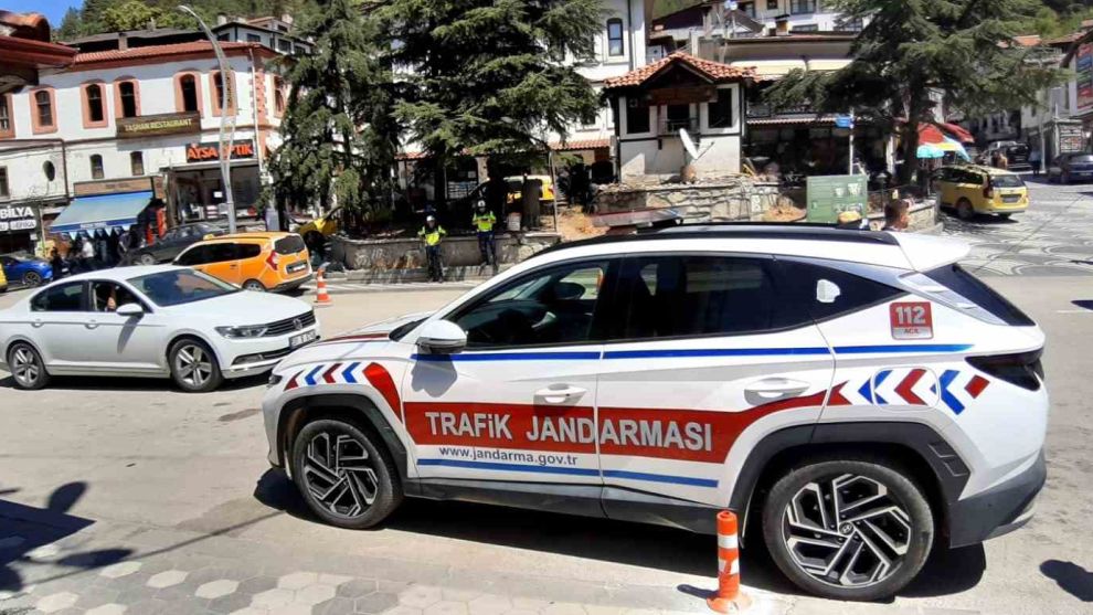 Mudurnu’da trafik denetimleri jandarmaya emanet
