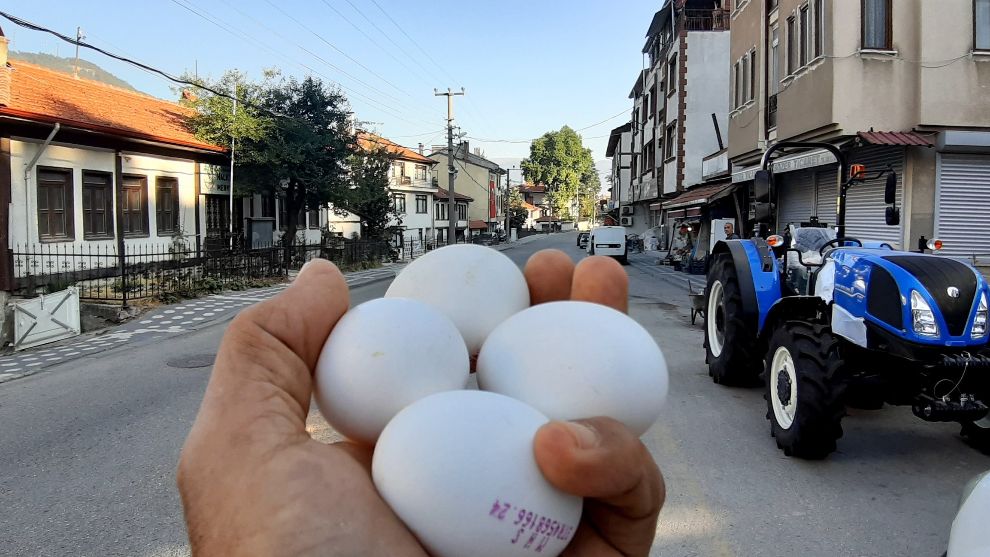 Mudurnulular Sabah Açık Bakkal Bulamayınca İsyan Etti!