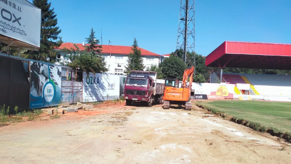 Nihayet Bolu Atatürk Stadında Çalışmalar Başladı!..