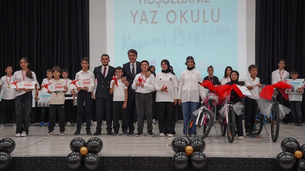 Yaz Okulu Kapanış Programına katıldı...