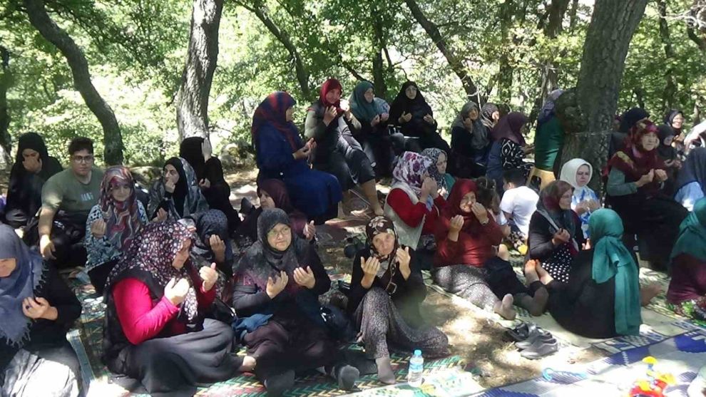 Yüzlerce kişinin katılımıyla kutlandı