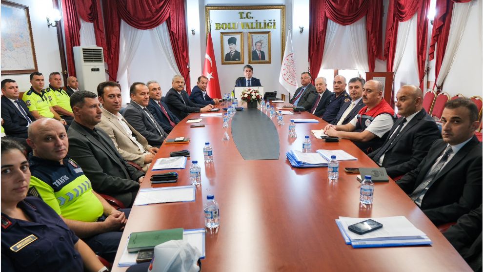2025-2026  Eğitim-Öğretim Yılı Tedbirleri, Bolu Valisi Abdulaziz Aydın Başkanlığında görüşüldü...
