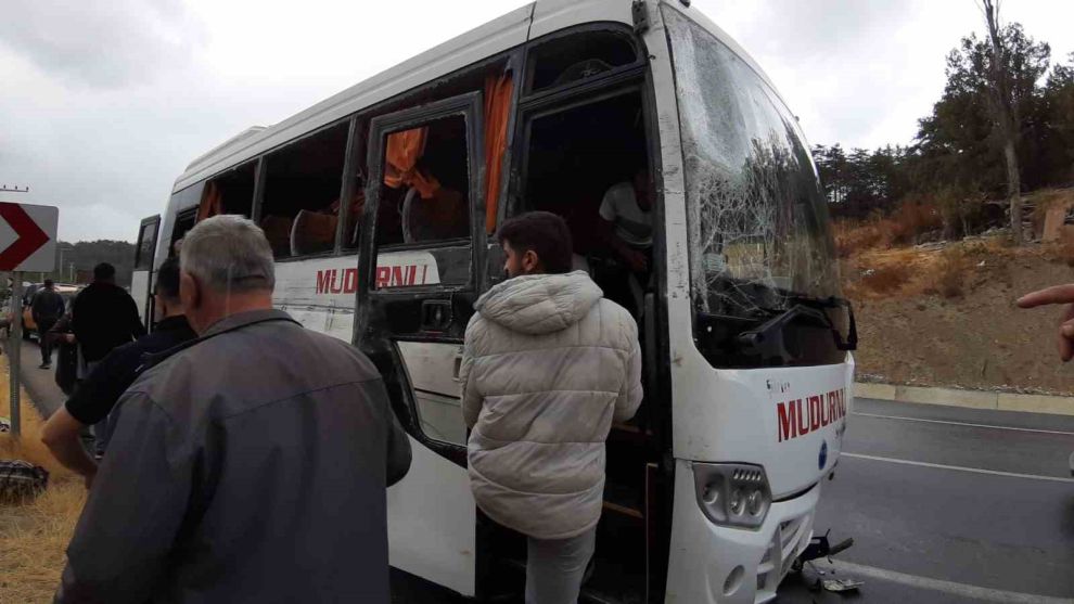 Bolu-Mudurnu yolunda yolcu otobüsü kaza yaptı