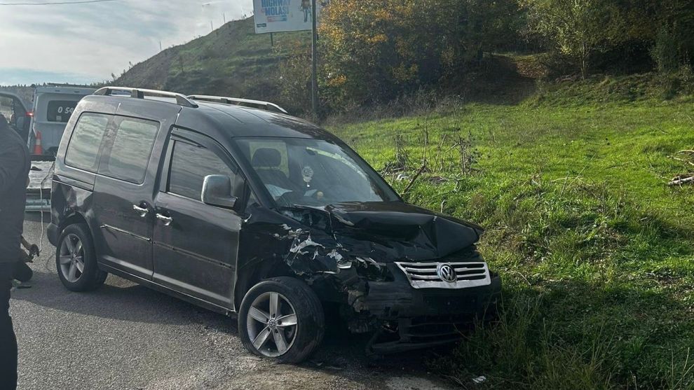 Bolu D-100’de iki araç çarpıştı: 5 yaralı