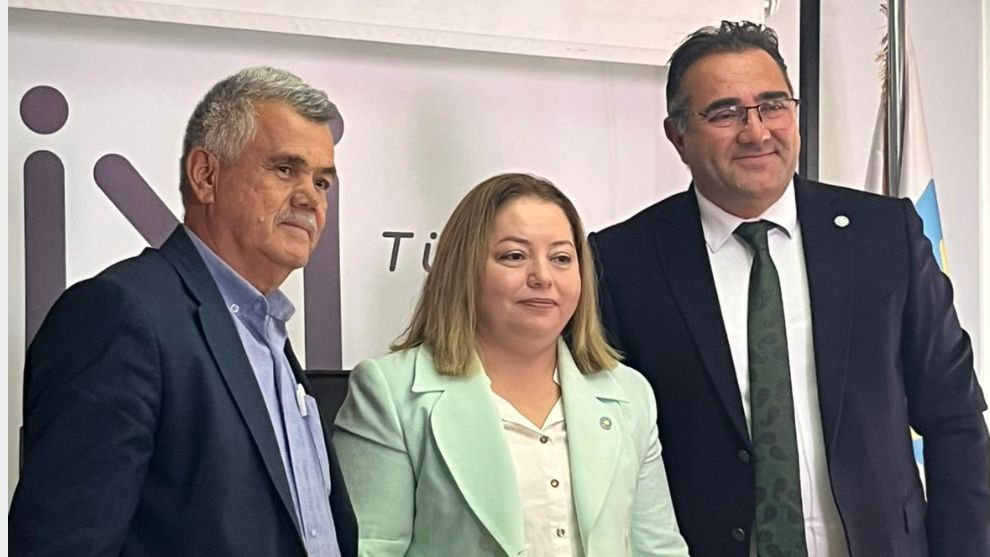 İyi Parti 'de Kadın Eli...