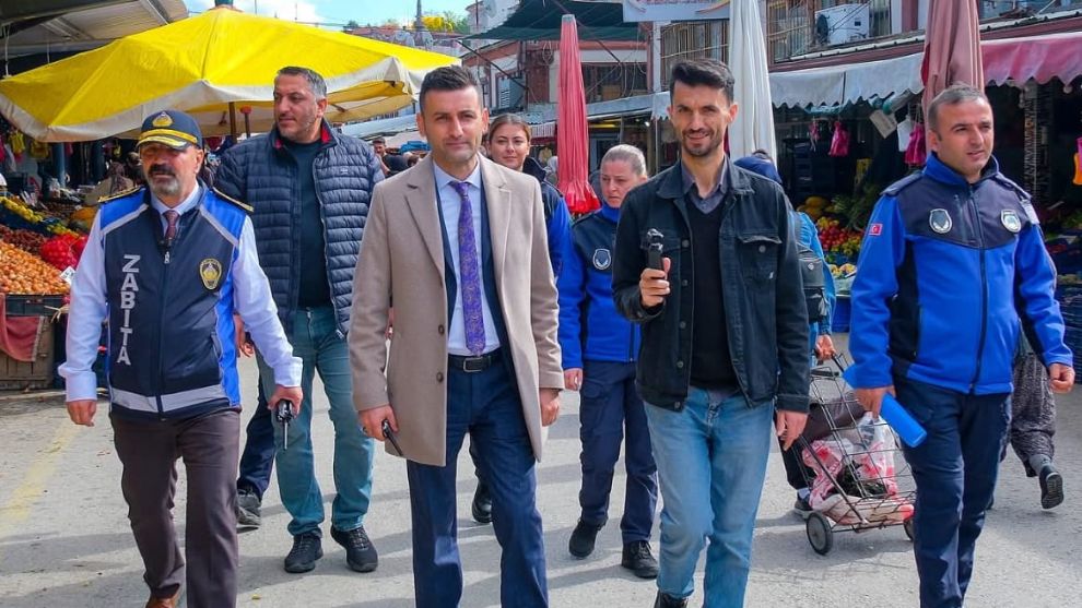 Zabıta ekiplerinden pazaryerinde sıkı denetim