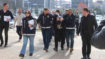 5 şüpheli adliyede