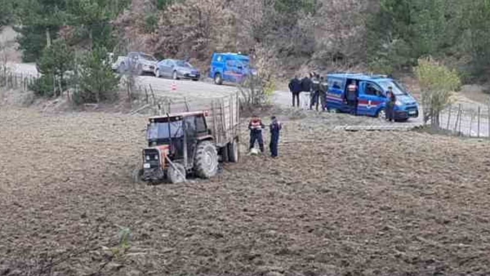 Bolu'da traktör devrildi: 1 ölü, 1 yaralı