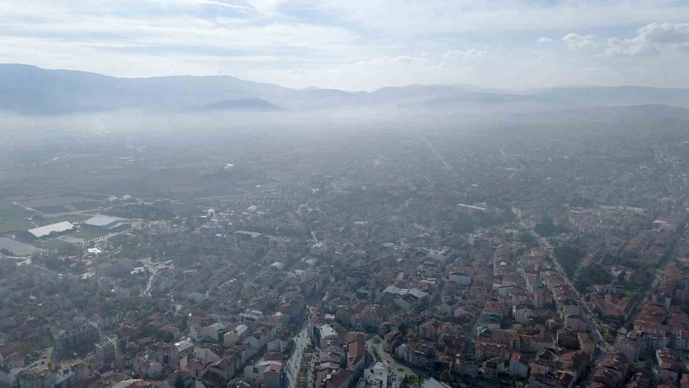 Bolu’yu sis tabakası kapladı