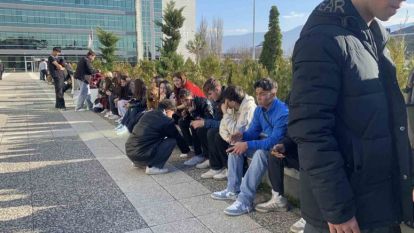 Bolu'da 15 yaşındaki çocuğu öldüren 13 yaşındaki sanık hâkim karşısında!