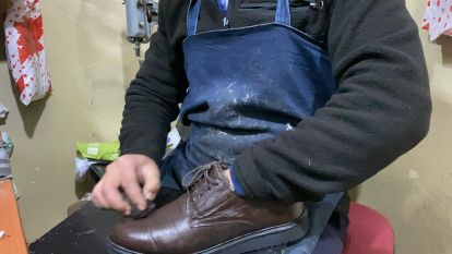 Bolu'da 35 yıllık ustadan kışlık ayakkabı tüyosu