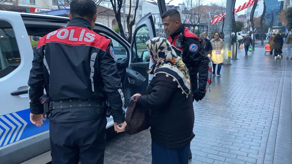 Alzheimer hastası kadın bankada bulundu