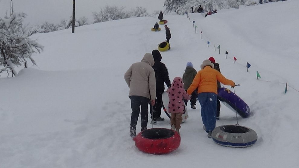 Milli Parkı'nın yamaçları kayak merkezi oldu