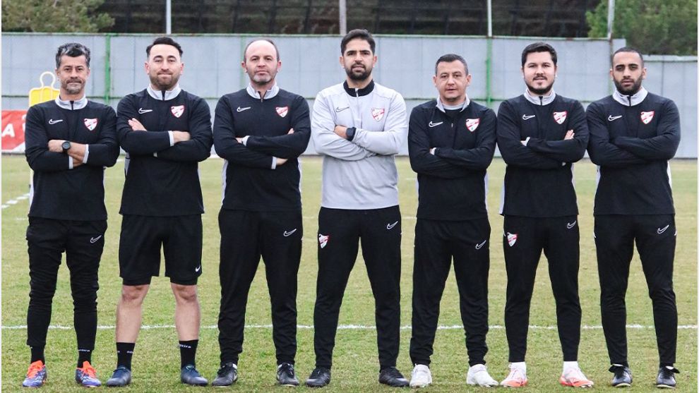 Teknik Direktör Erdal Güneş ve Ekibi...