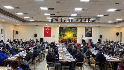 Bolu'da Ramazan Sofraları Kızılay ile Büyüyor
