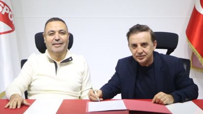 Suat Kaya imzayı attı...