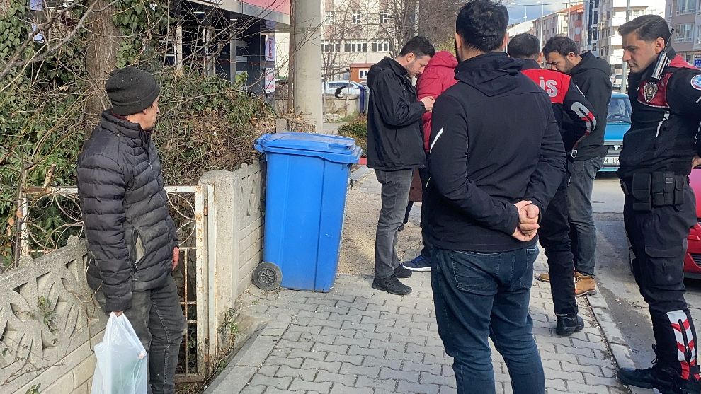 Balkondan tırmanıp girdiği evde 2 gün yaşadı