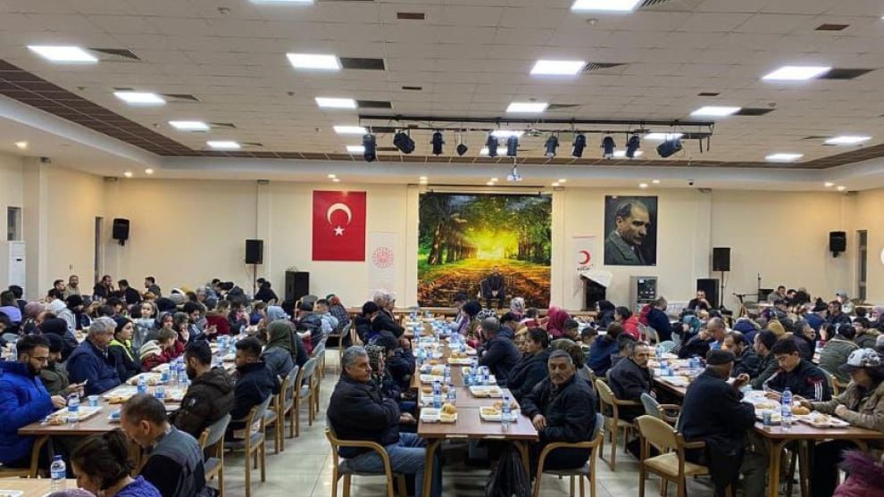 Bolu'da Ramazan Sofraları Kızılay ile Büyüyor