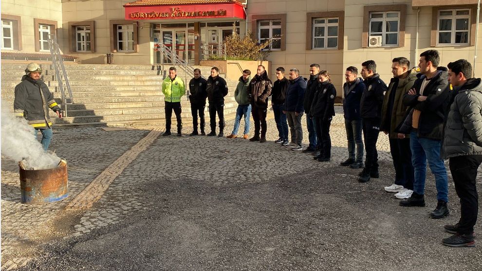Dörtdivan ilçesinde polis ekiplerine yangın eğitimi verildi