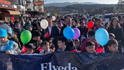 Bolu'da ‘Elveda Ramazan' yürüyüşü
