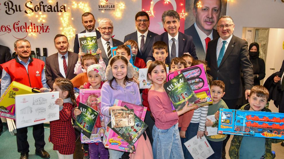 Bolu Valisi Vakıflar'ın İftarına Katıldı...
