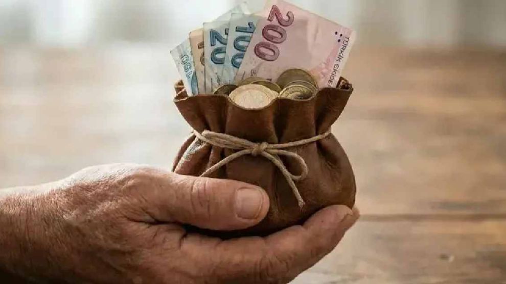 Fıtır sadakası bayramdan önce verilmesi gerekir mi?