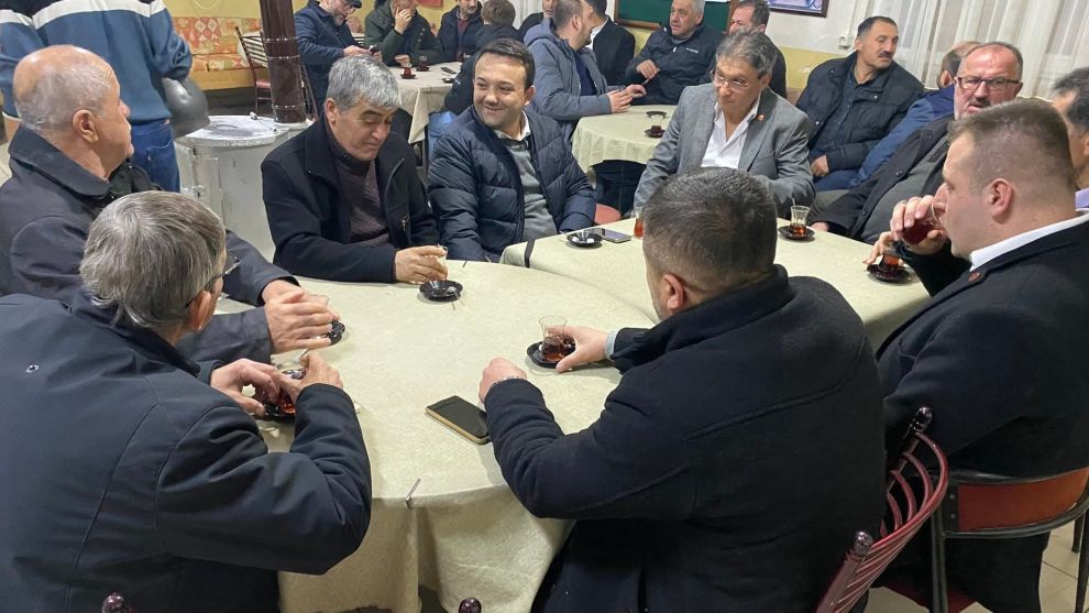 İlhan Durak ve MHP Yönetimi Vatandaşlarla Bir Arada