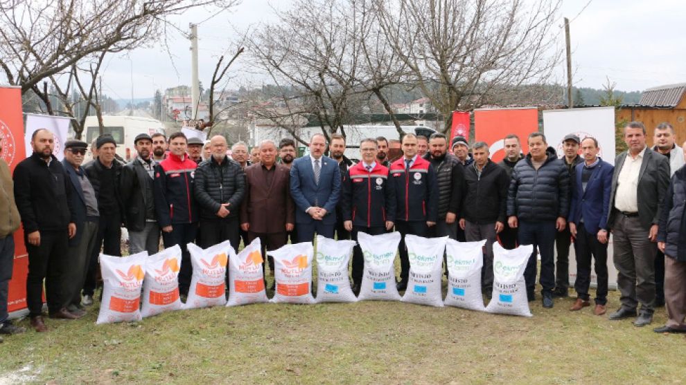 Mengen'de Üreticilere Yem Tohumu Desteği
