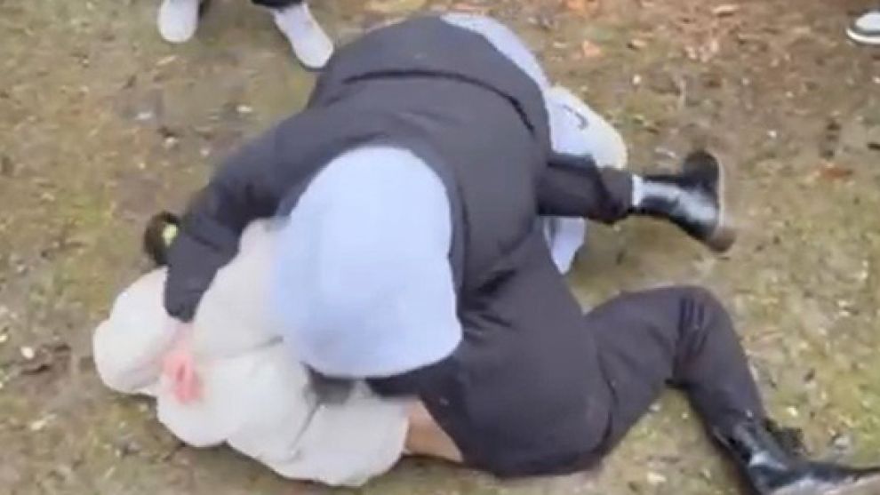 Bolu'da liseli kızı acımasızca darp ettiler