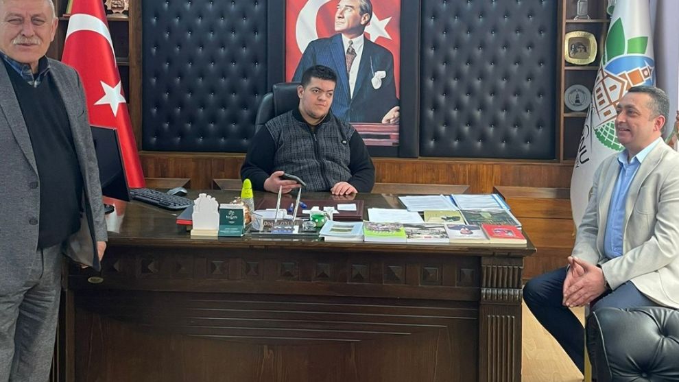 Mudurnu'da özel çocuklar protokol koltuklarını devraldı