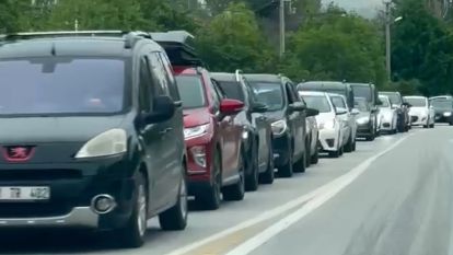 Bolu geçişinde bayram göçü devam ediyor