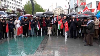 Bolu'da İsrail'in Küresel Sumud Filosu'na saldırısı protesto edildi