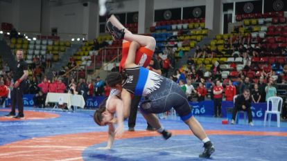 Okul Sporları Yıldızlar Güreş Türkiye Şampiyonası Start aldı...