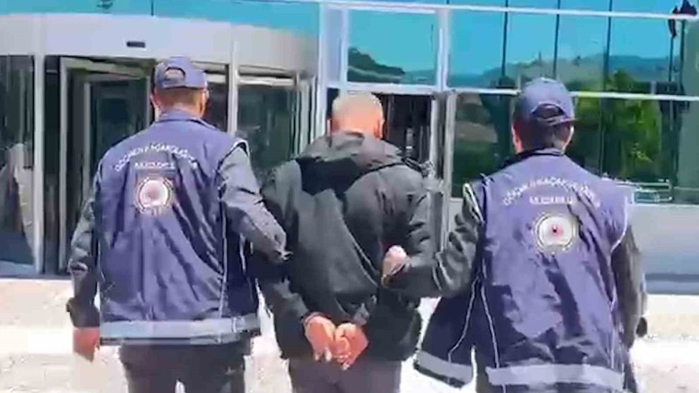 Sürücü tutuklandı